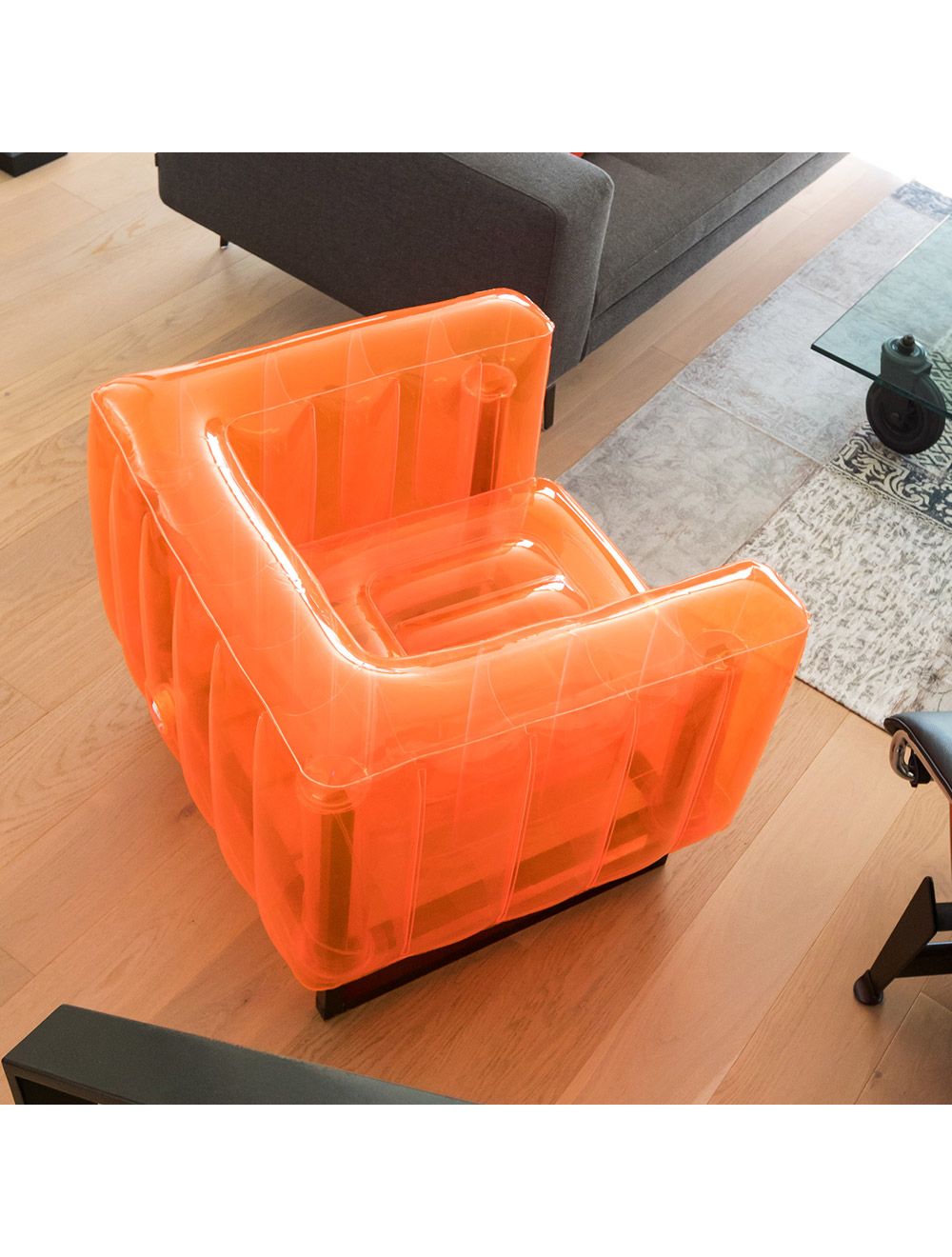 Yomi discount inflatable chair